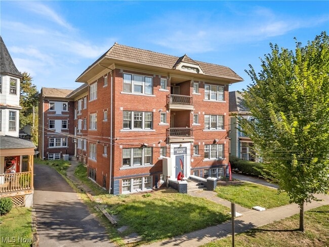Building Photo - 3308 Archwood Ave