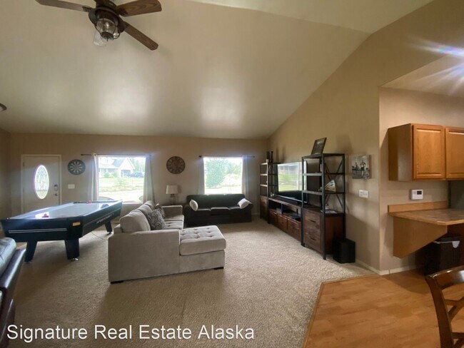 Building Photo - 3 br, 2 bath House - 9335 E Coho Circle