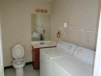 Foto del edificio - 102 A TENNESSEE AVE OAK GROVE KY 42262