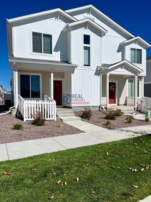 Photo - 9254 Henson Pl-