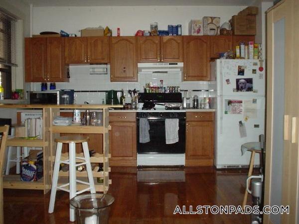 Building Photo - 1130 Commonwealth Ave