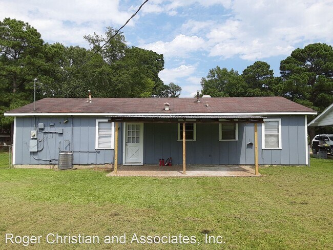 Building Photo - 3 br, 1 bath House - 9470 Normandie Dr