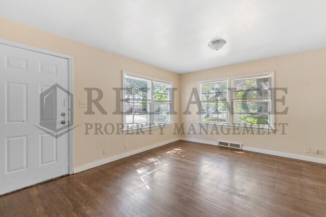 Foto del edificio - 1421 N Holyoke St