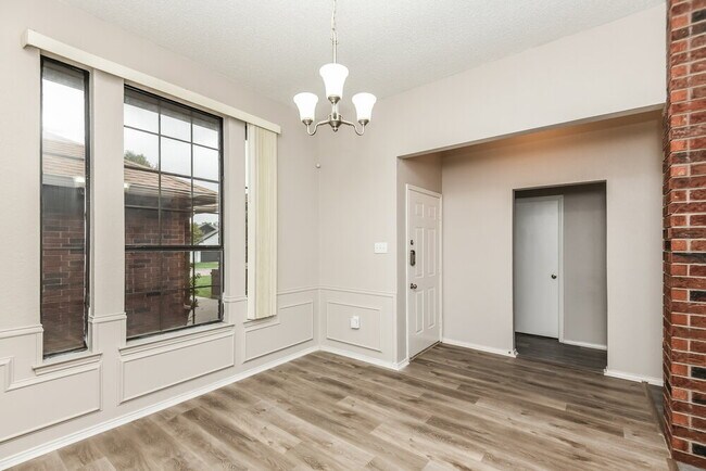 Foto del edificio - 4122 Rye Glen Dr