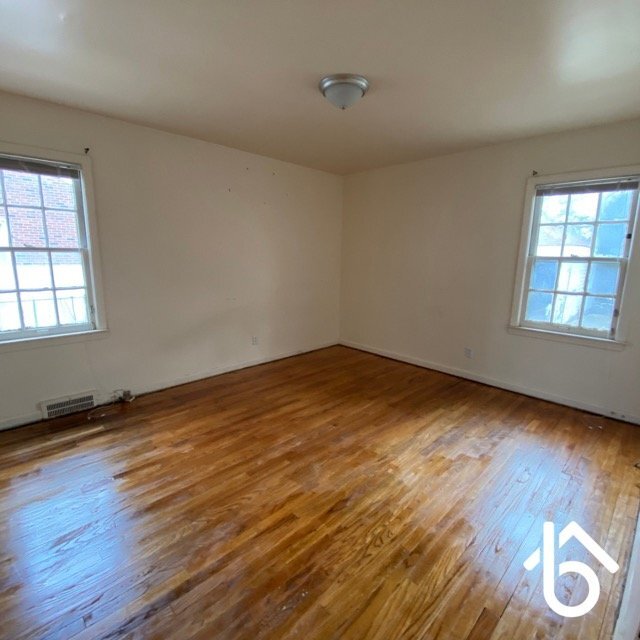 Foto del edificio - 15750 Gilchrist St