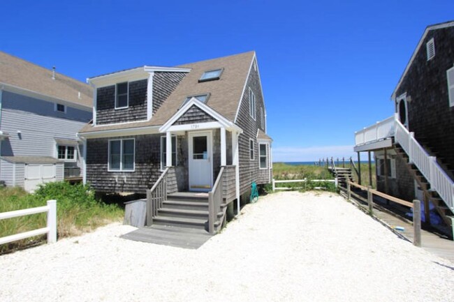 Building Photo - 179 B N Shore Blvd
