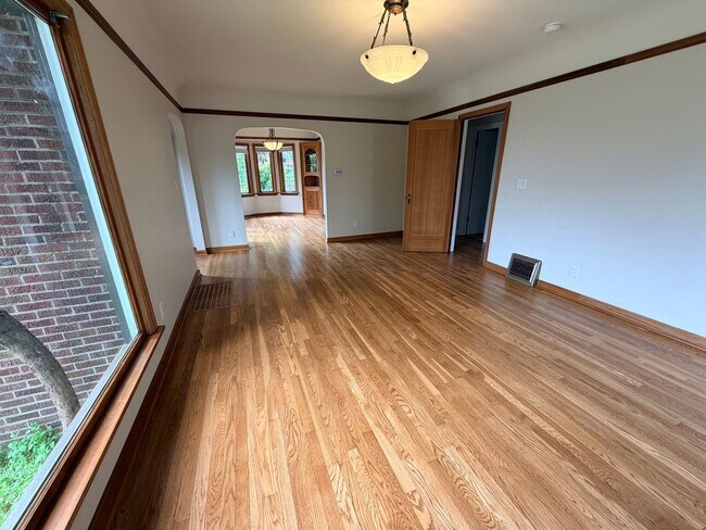 Foto del edificio - Newly Remodeled 3 bedroom/1.5 bath Craftsman in Kenton