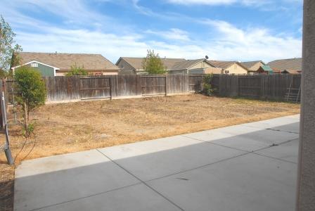 Building Photo - 18 Garden Flower Ct