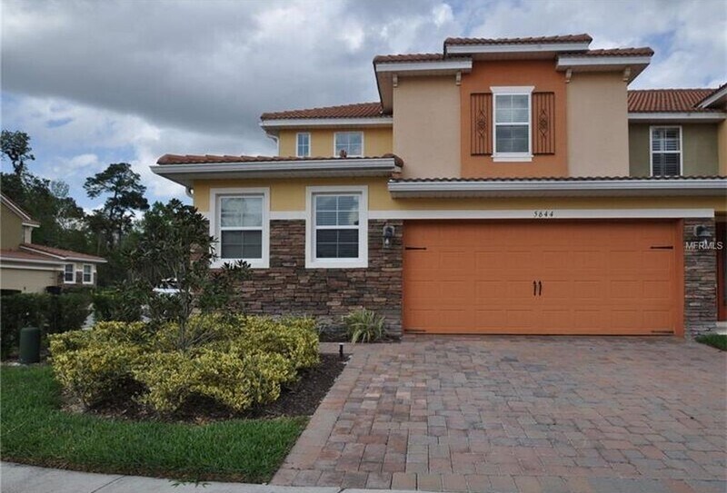 Foto principal - 5644 Siracusa Ln
