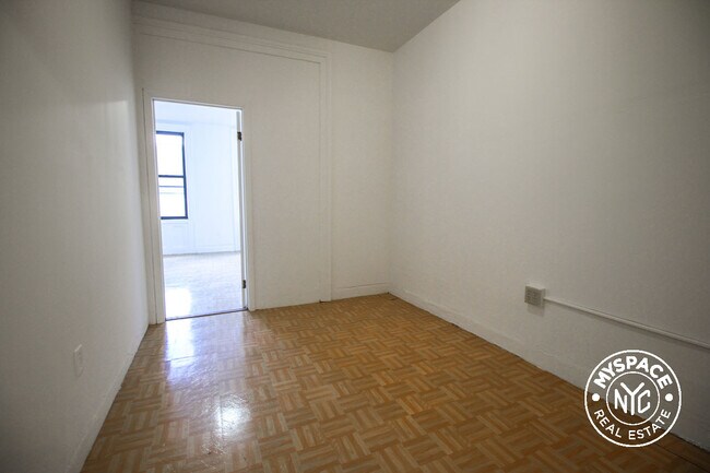 Foto del edificio - 220 Stockholm St