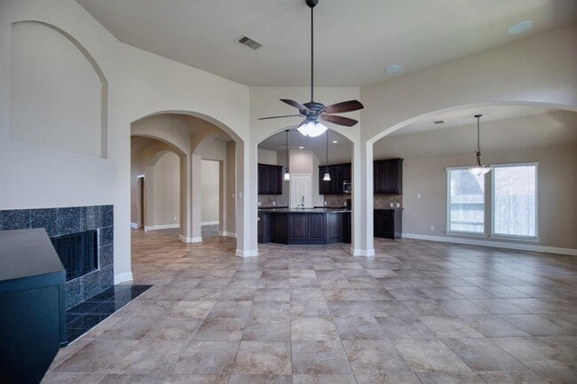 Building Photo - 6302 Falling Briar Lane
