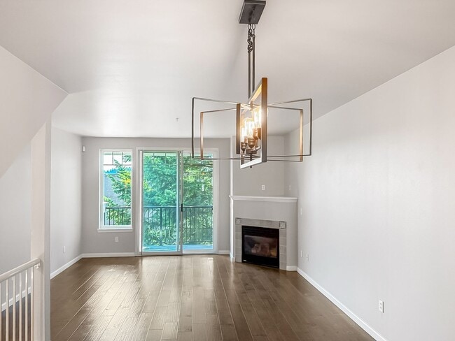 Building Photo - Affordable Bothell Condo