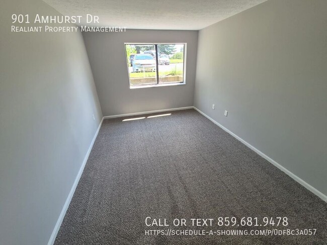 Foto del edificio - 901 Amhurst Dr