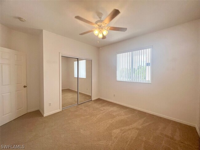 Foto del edificio - 5612 Rose Garden Rd