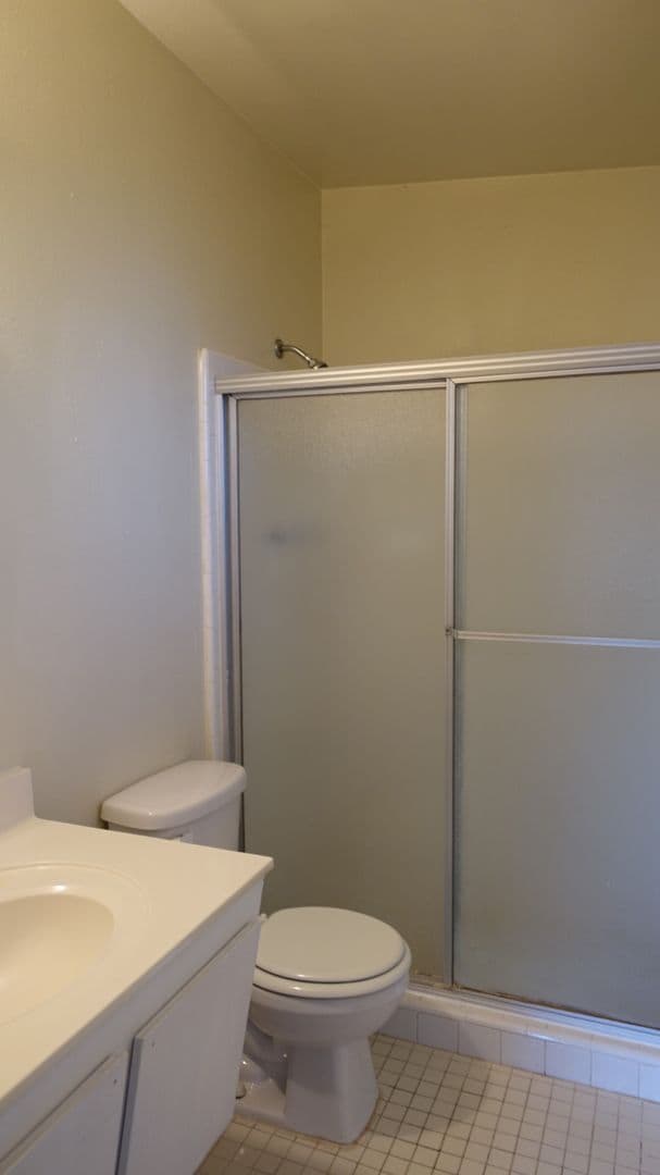 Photo - Charming 4-bedroom, 2-bathroom in Tempe! House