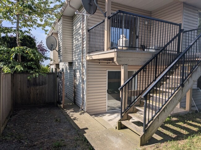 Building Photo - 31033 Upper MacLure Rd