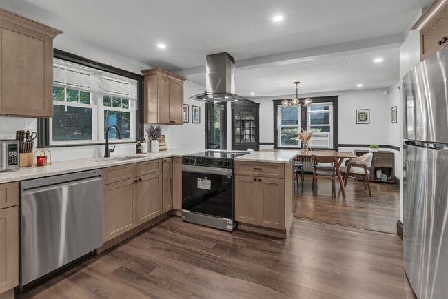 Building Photo - 50 Sprague St