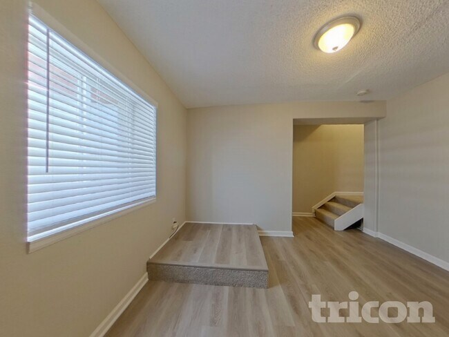 Foto del edificio - 15935 E 97th Ave