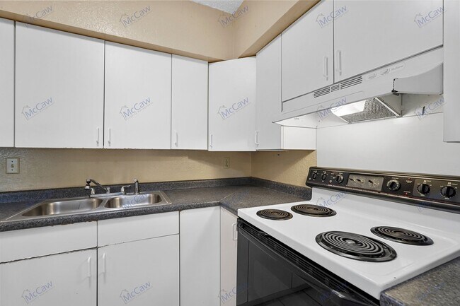 Foto del edificio - Cute 2/1 in Garland!