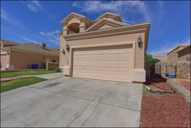 Building Photo - 11409 Pifas Nevarez Pl