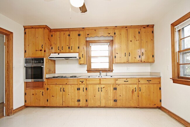 Foto del edificio - One-Level Living Near Downtown, UVA, and Pantops