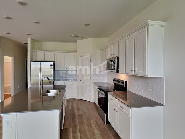 Foto del edificio - 2665 Sunrise Lndg Lp