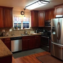 Building Photo - 62 Howland Ave