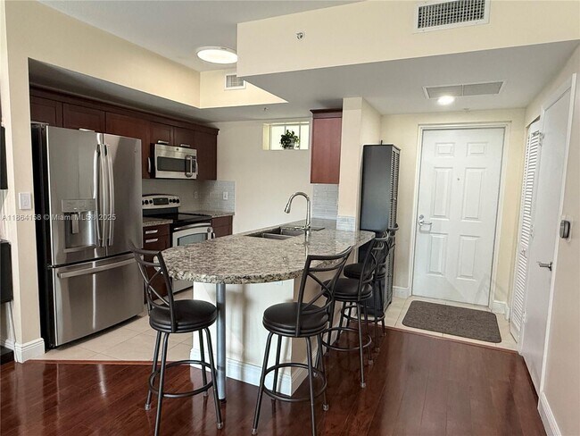 Foto del edificio - 7275 SW 90th Way