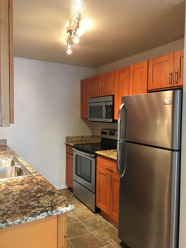 Foto del edificio - 3430 Renton Plz S