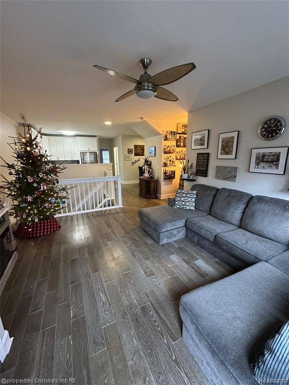 Foto del edificio - 2456 Woodward Ave