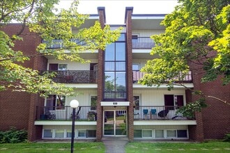 Building Photo - 3308 Rue de la Monnerie
