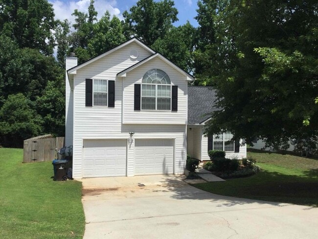 Building Photo - 1115 Ivey Ln