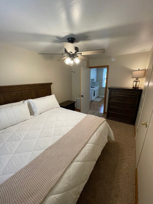 Foto del edificio - 810 S 1st St