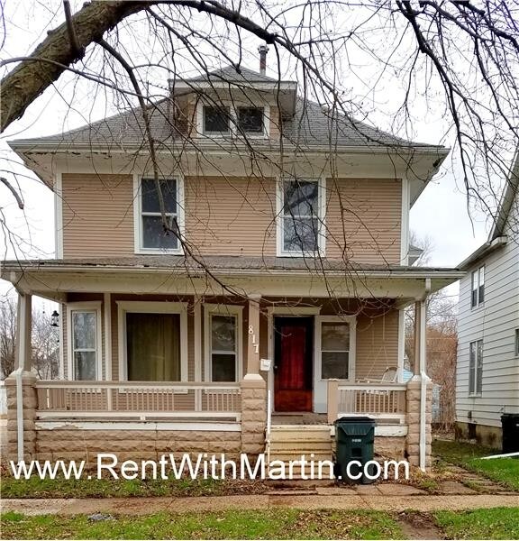 Primary Photo - 817 Wellington St