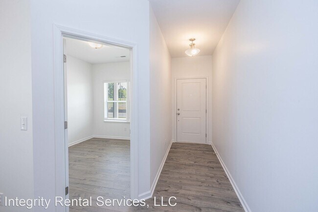 Building Photo - 4 br, 2.5 bath House - 1230 Stone Marker D...