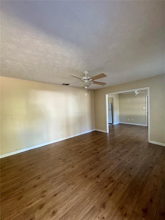 Foto del edificio - 22368 Panorama St