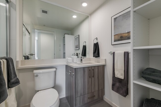 Photo du bâtiment - 900 Carnarvon Street