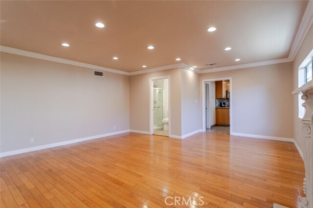 Foto del edificio - 14608 Cohasset St