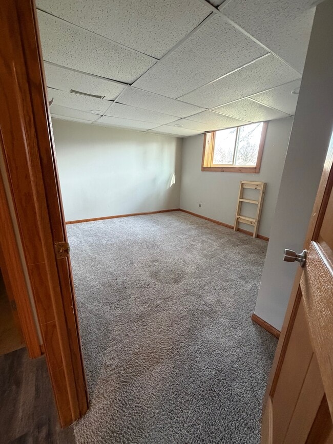 Building Photo - 1019 Higby Dr