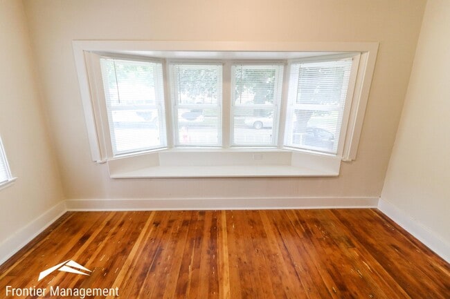 Building Photo - 1000 Leavenworth St