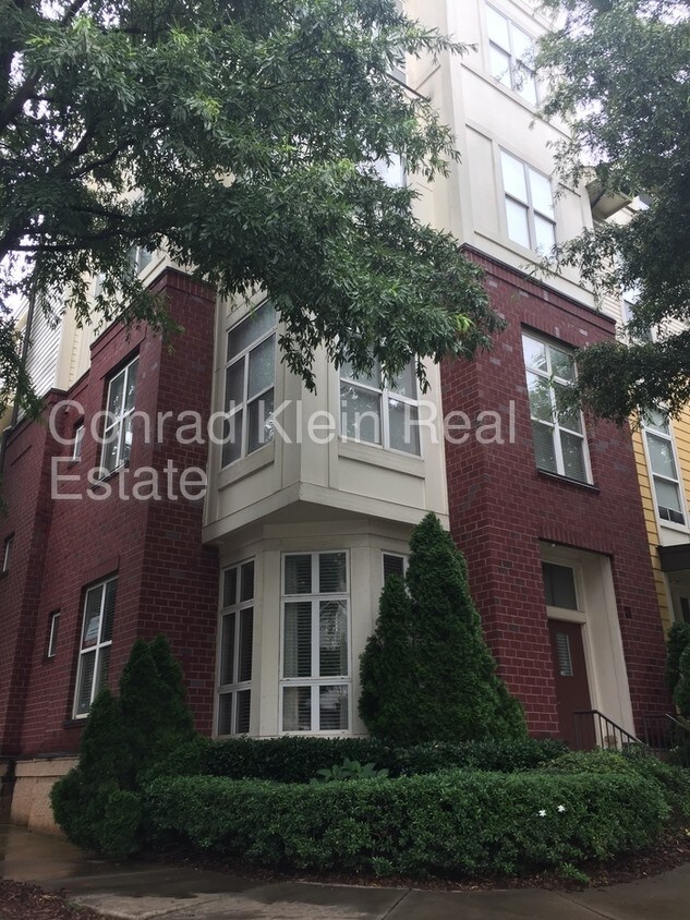 2125 Southend Dr Unit 124, Charlotte, NC 28203 Condo for Rent in