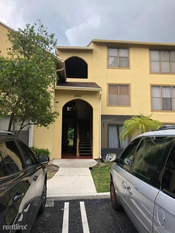 5962 Morningstar Cir Unit Apt 305, Delray Beach, FL 33484 Condo for