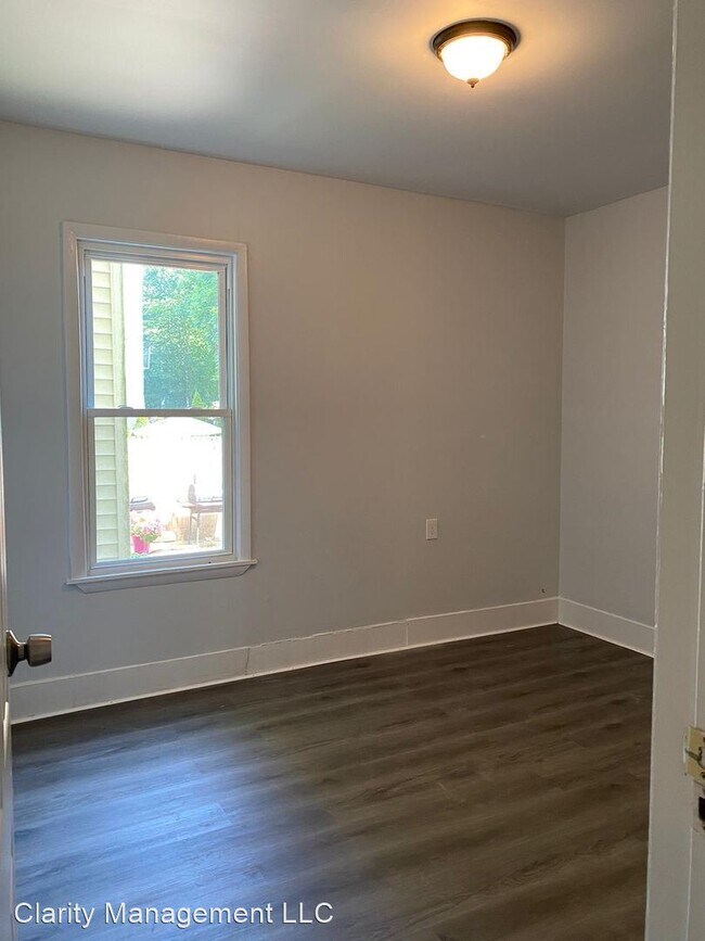 Foto del edificio - 13 Hallock St