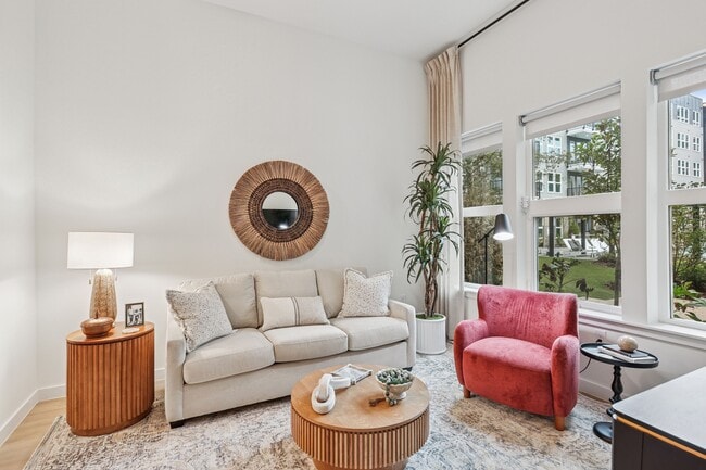 Building Photo - Wellory Living