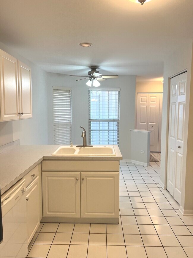 Foto del edificio - 1133 Hawthorne Ln