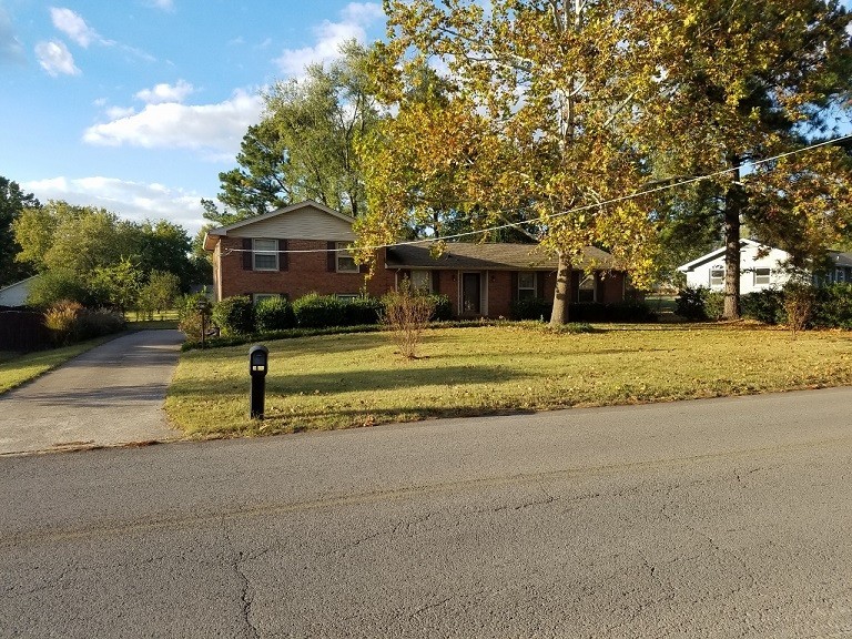 157 Wessington Pl, Hendersonville, TN 37075 House Rental in