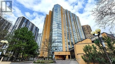 Building Photo - 131-131 Beecroft Rd