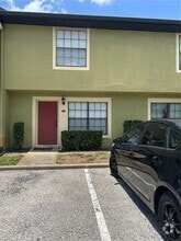 Building Photo - 3229 Oak Lawn Pl