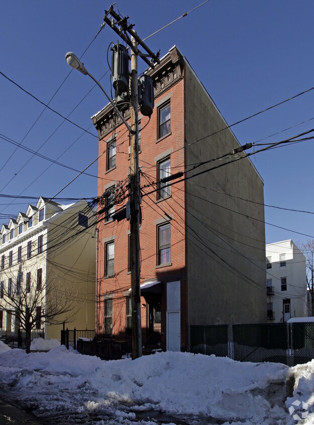 Foto principal - 206 4th St