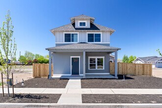 Building Photo - 839 NW 18th Ct